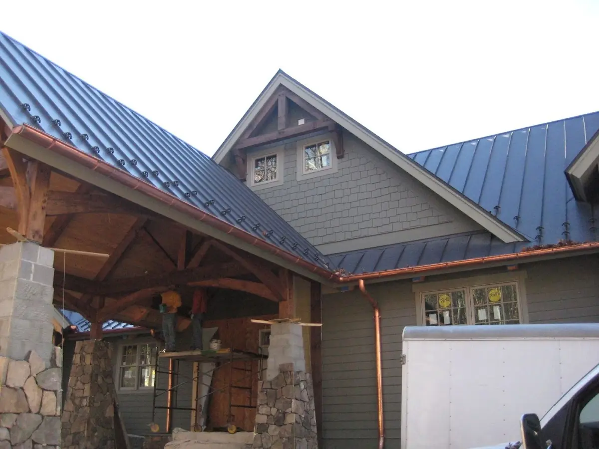 Craftsman Roofing team delivering quality roofing work in Glastonbury